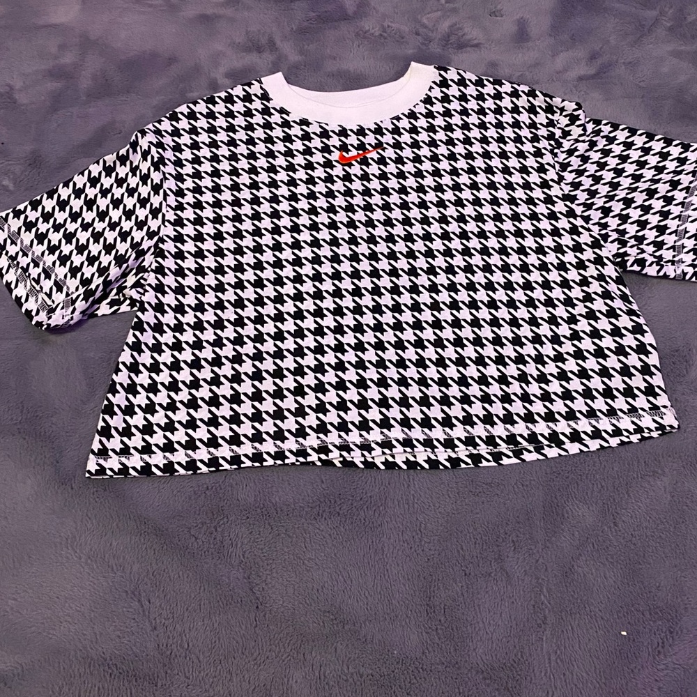 Women’s Nike Mid Crop Top